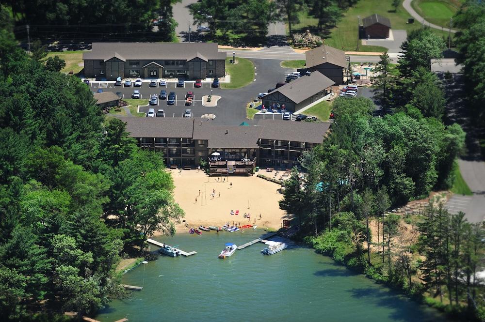Bakers Sunset Bay Resort 2*