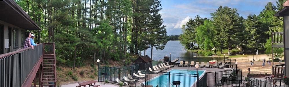 Bakers Sunset Bay Resort Wisconsin Dells