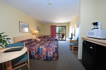 Bakers Sunset Bay Resort Wisconsin Dells